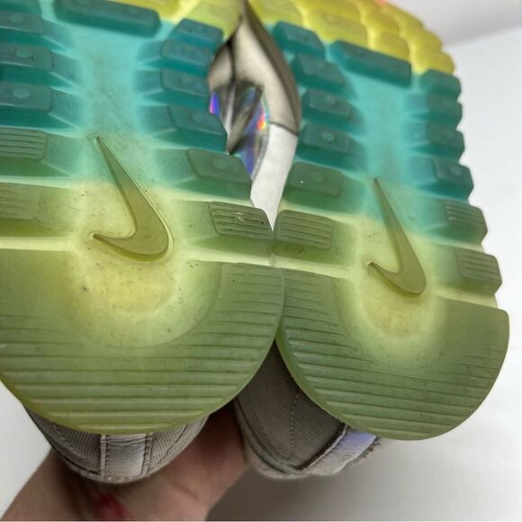 Women's NIKE 'Prelove OX Rainbow' Size 8 US Runners Beige - Picture 11 of 14